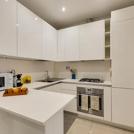 Moderno A Centro * 罗马